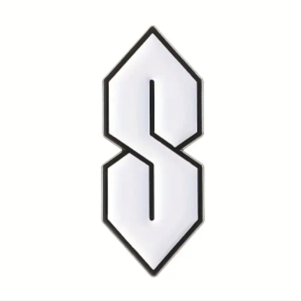 😎 Graffiti "Cool S" Metal Pin